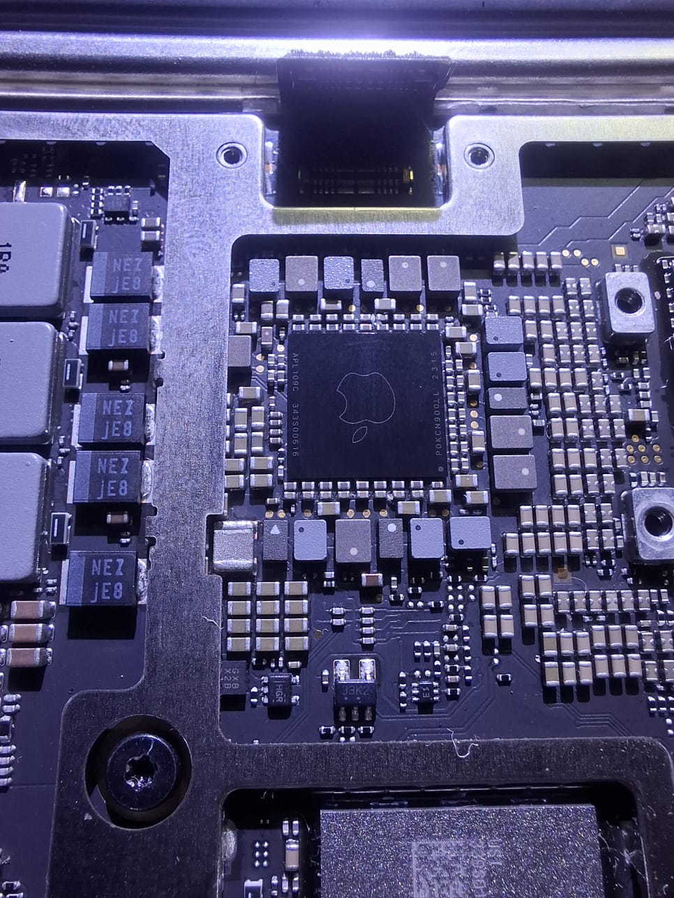Macbook Air A2941 PMIC- APL109C